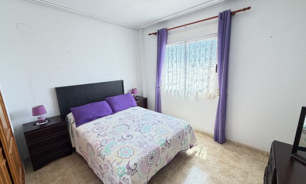 Sale - Apartment / flat -
Orihuela Costa - La Zenia