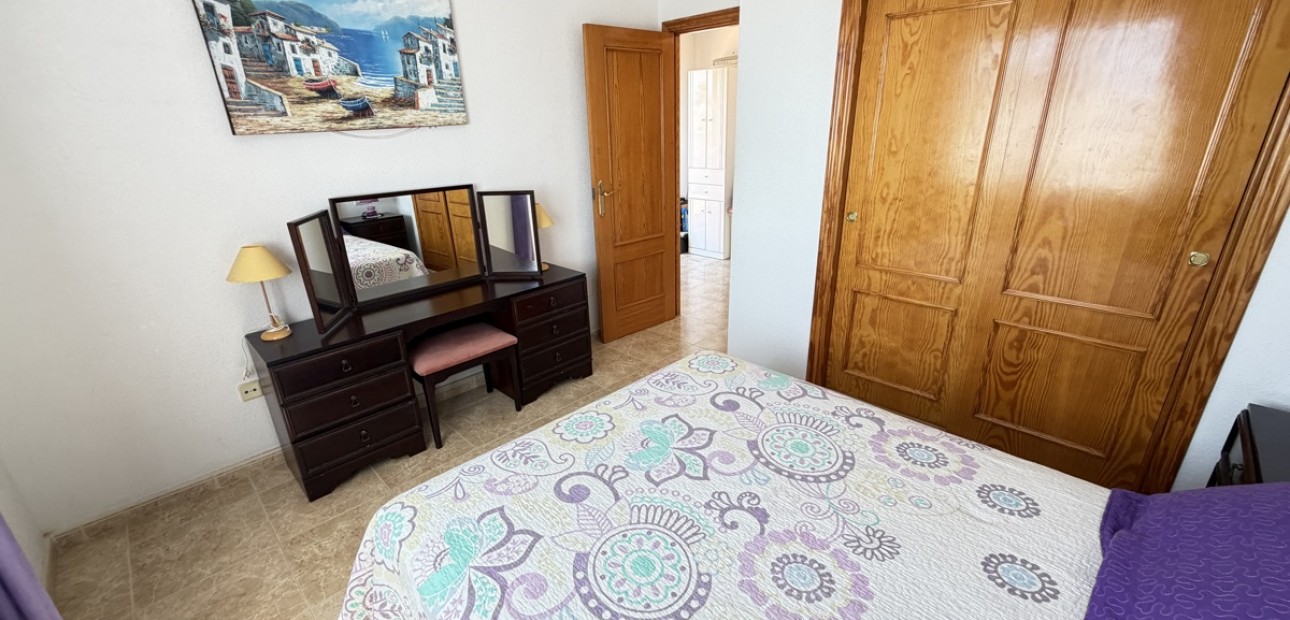 Sale - Apartment / flat -
Orihuela Costa - La Zenia