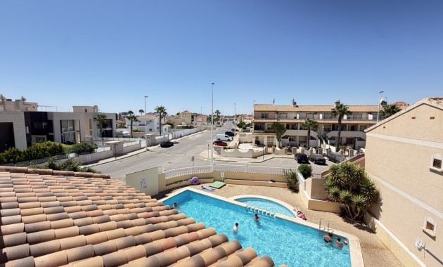 Sale - Apartment / flat -
Orihuela Costa - La Zenia