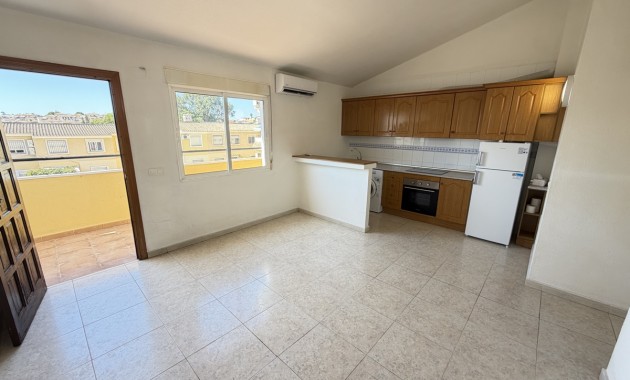 Sale - Apartment / flat -
Orihuela Costa - Villamartin