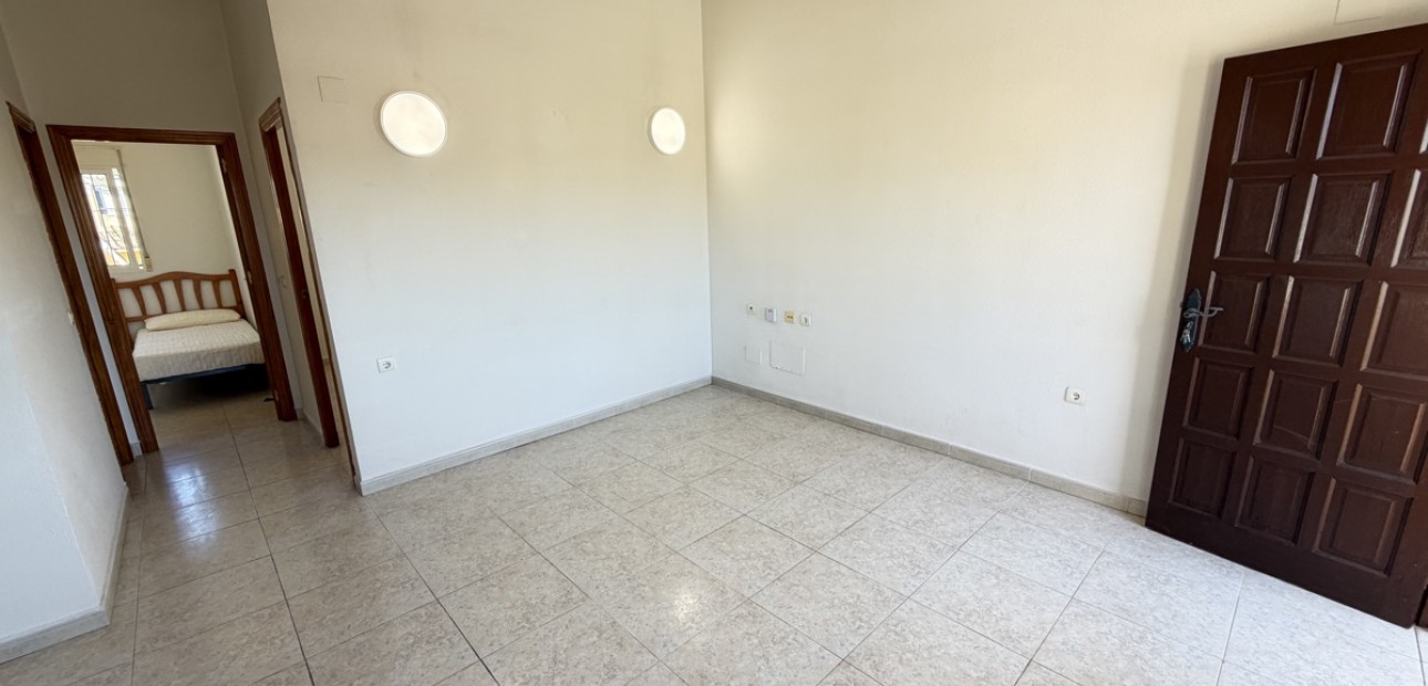 Sale - Apartment / flat -
Orihuela Costa - Villamartin