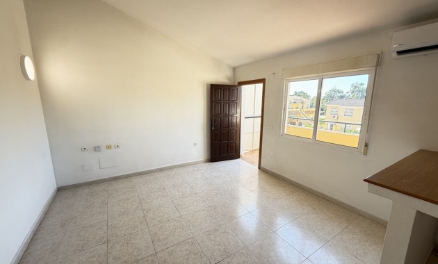 Sale - Apartment / flat -
Orihuela Costa - Villamartin