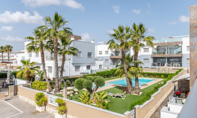 Sale - Semi Detached Villa -
Orihuela Costa - Punta Prima