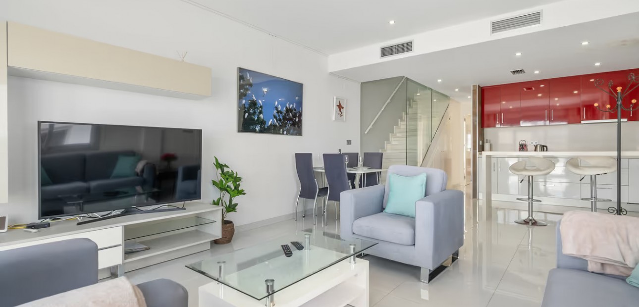 Sale - Semi Detached Villa -
Orihuela Costa - Punta Prima