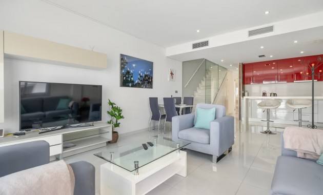Sale - Semi Detached Villa -
Orihuela Costa - Punta Prima