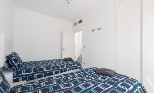 Sale - Semi Detached Villa -
Orihuela Costa - Punta Prima