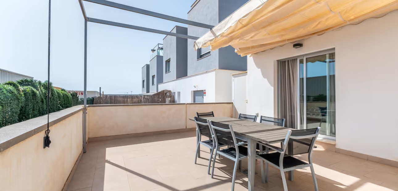 Sale - Semi Detached Villa -
Orihuela Costa - Punta Prima