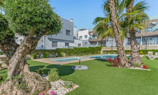 Sale - Semi Detached Villa -
Orihuela Costa - Punta Prima