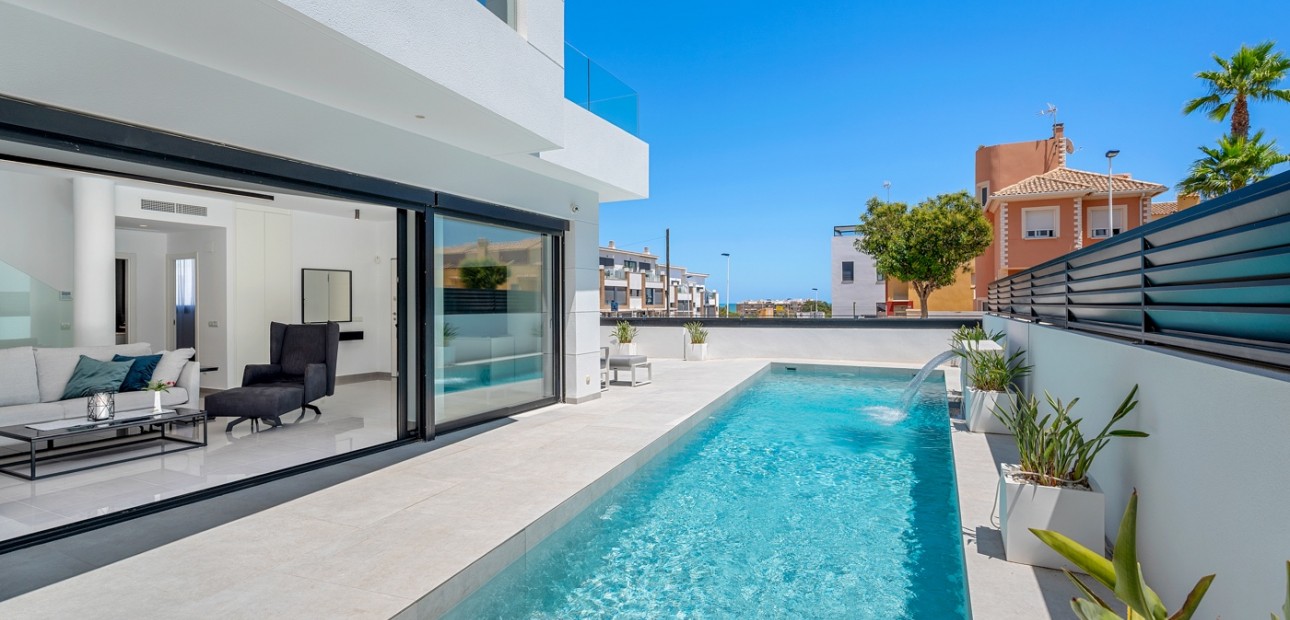 Sale - Detached Villa -
Guardamar del Segura - Los Secanos