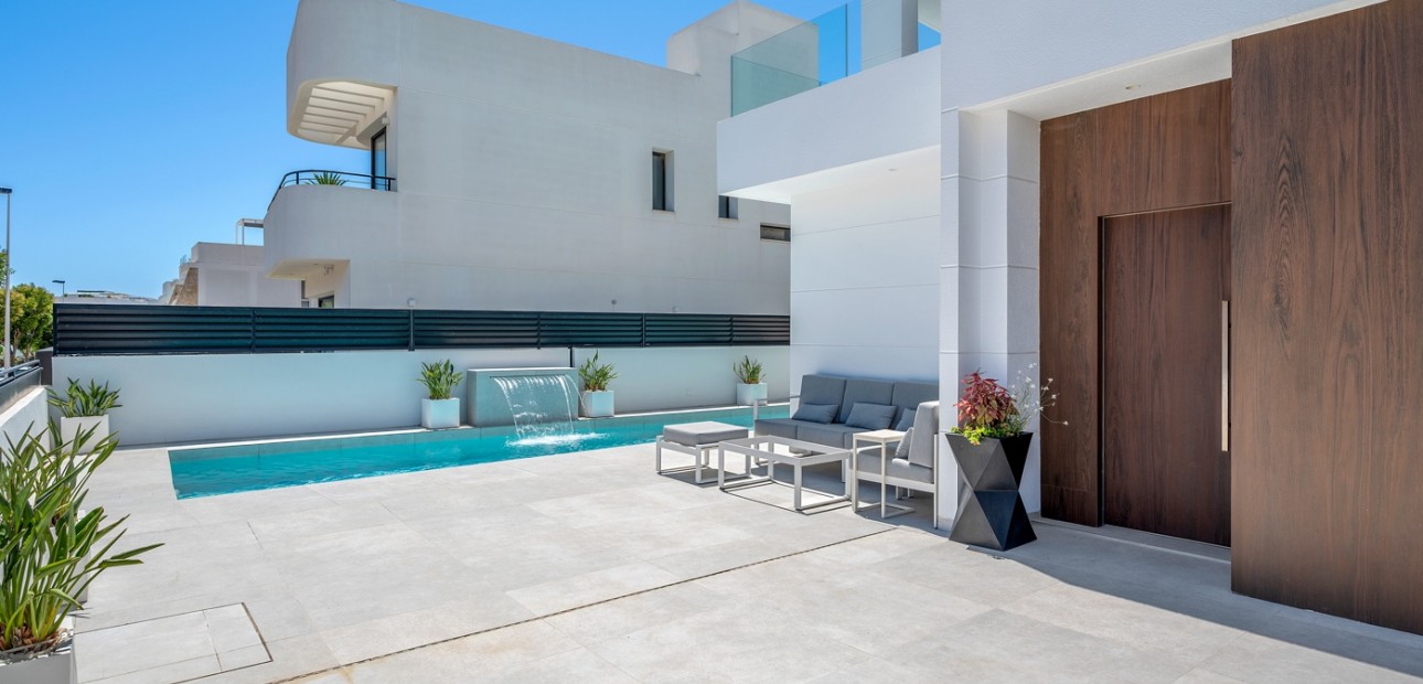 Sale - Detached Villa -
Guardamar del Segura - Los Secanos