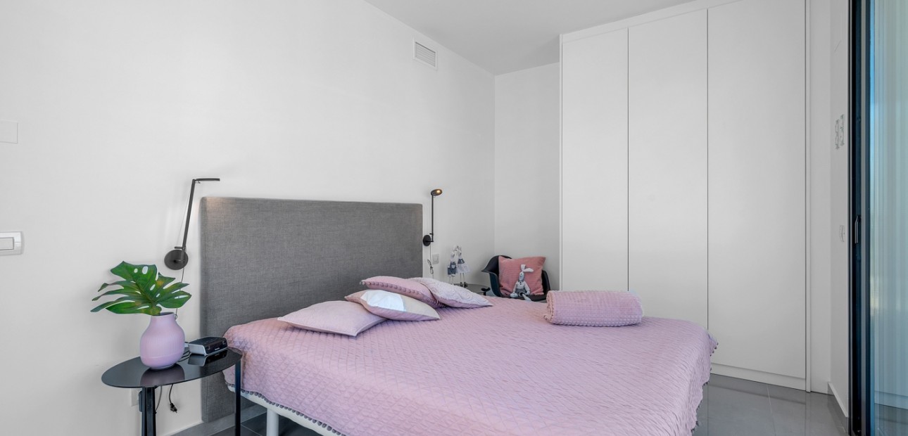 Sale - Detached Villa -
Guardamar del Segura - Los Secanos
