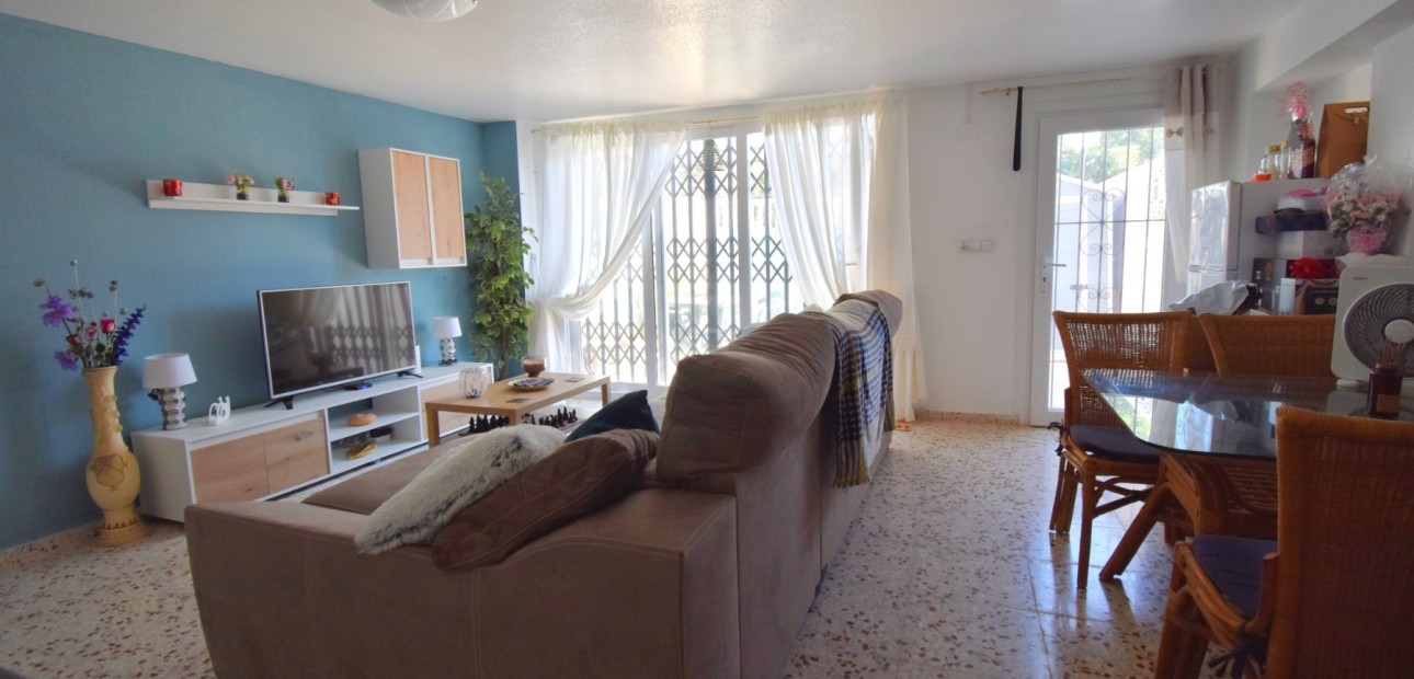 Sale - Townhouse -
Orihuela Costa - Playa Flamenca