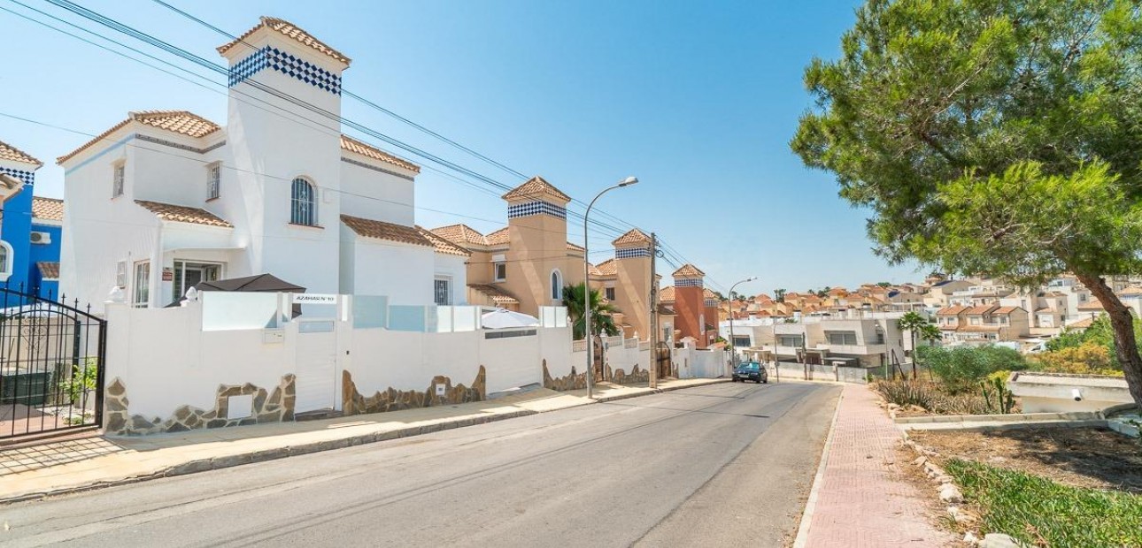 Sale - Villa -
San Miguel de Salinas - Las filipinas