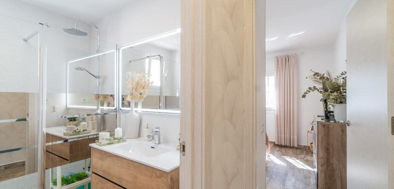 Sale - Villa -
San Miguel de Salinas - Las filipinas