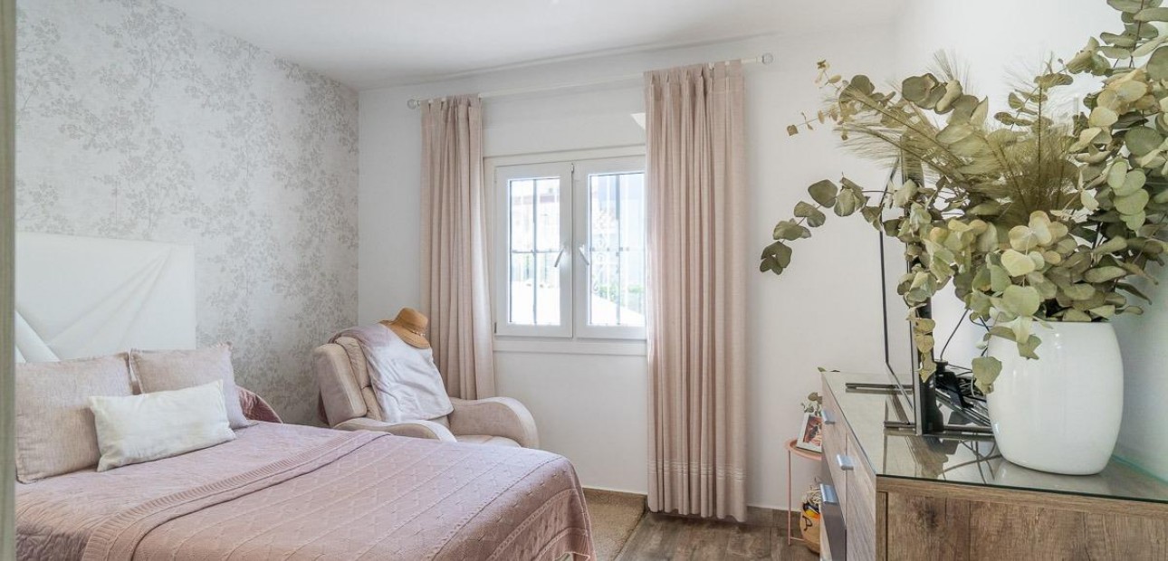 Sale - Villa -
San Miguel de Salinas - Las filipinas
