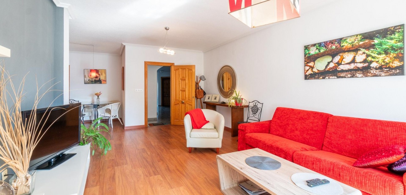 Sale - Apartment / flat -
Orihuela Costa - Playa Flamenca