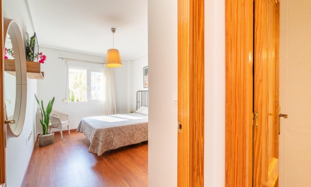 Sale - Apartment / flat -
Orihuela Costa - Playa Flamenca