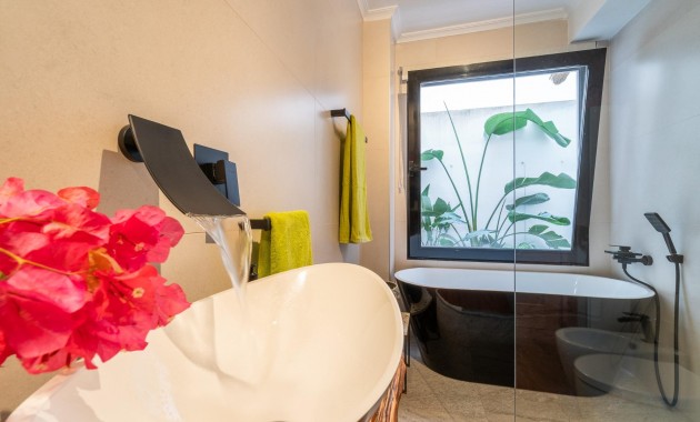 Sale - Apartment / flat -
Orihuela Costa - Playa Flamenca
