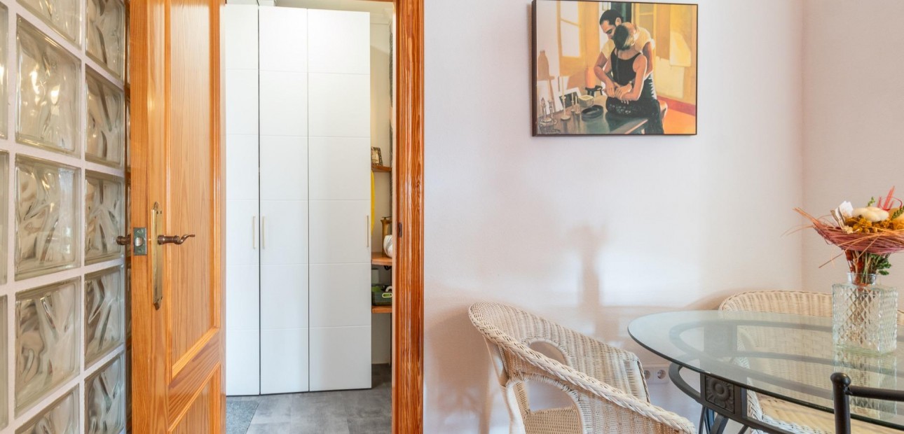 Sale - Apartment / flat -
Orihuela Costa - Playa Flamenca