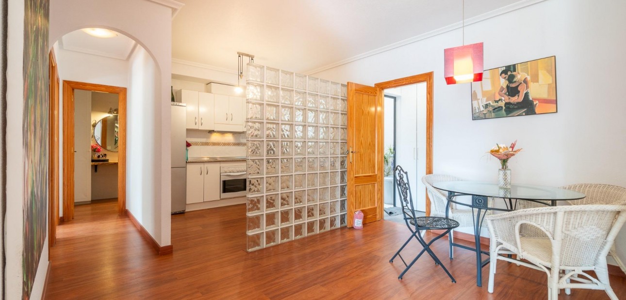 Sale - Apartment / flat -
Orihuela Costa - Playa Flamenca