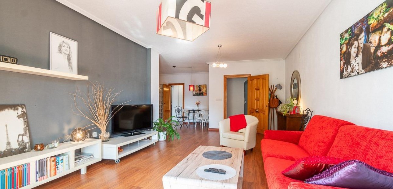 Sale - Apartment / flat -
Orihuela Costa - Playa Flamenca