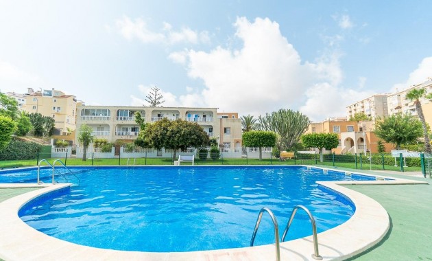 Sale - Apartment / flat -
Torrevieja - Torreblanca