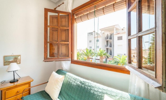 Sale - Apartment / flat -
Torrevieja - Torreblanca