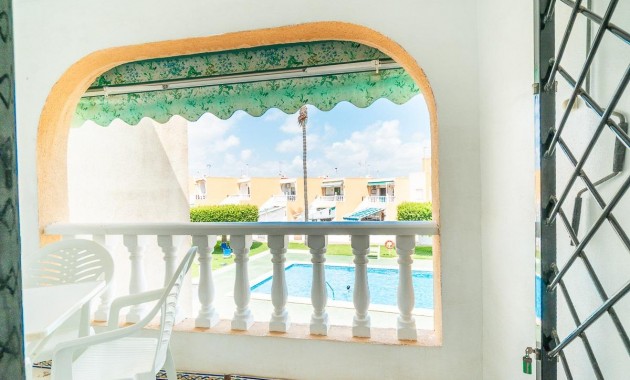 Sale - Apartment / flat -
Torrevieja - Torreblanca