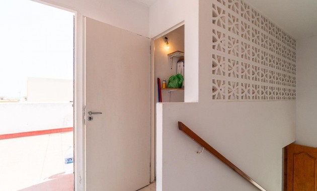 Sale - Apartment / flat -
Torrevieja - Torreblanca