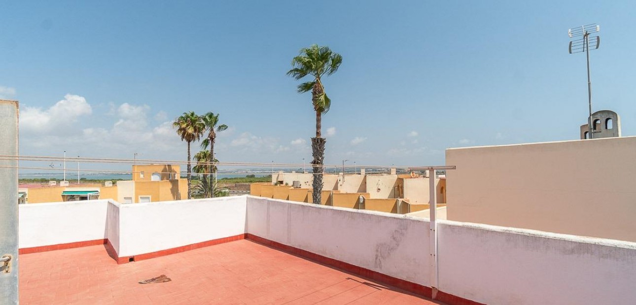 Sale - Apartment / flat -
Torrevieja - Torreblanca