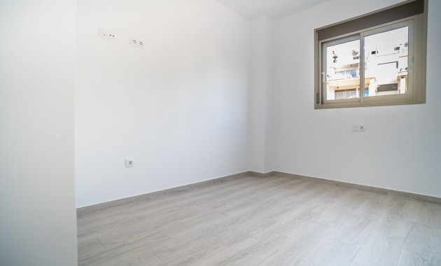 Sale - Apartment / flat -
Orihuela Costa - Los Dolses