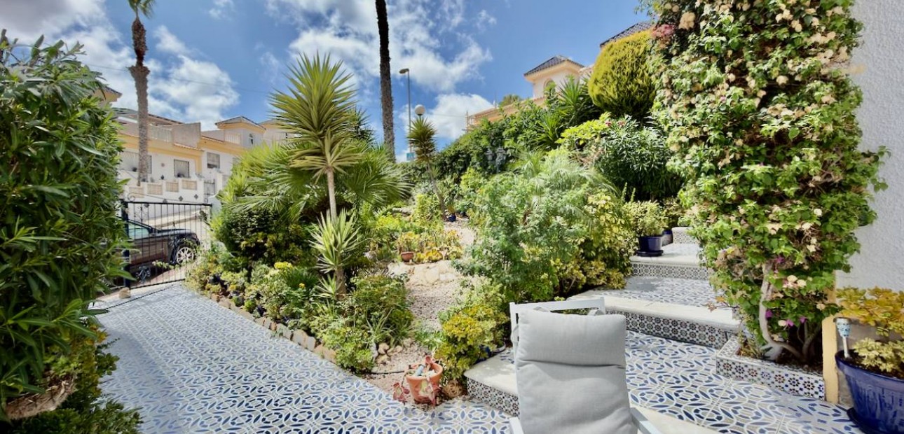 Sale - Villa -
Ciudad Quesada - Costa Blanca