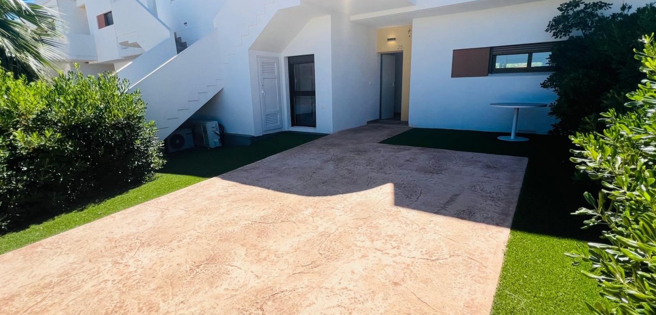 Sale - Apartment / flat -
Entre Naranjo - Vistabella Golf - Entre Naranjos - Vistabella Golf