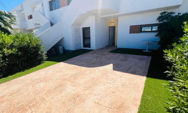 Sale - Apartment / flat -
Entre Naranjo - Vistabella Golf - Entre Naranjos - Vistabella Golf