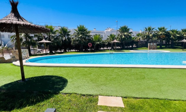 Sale - Apartment / flat -
Entre Naranjo - Vistabella Golf - Entre Naranjos - Vistabella Golf