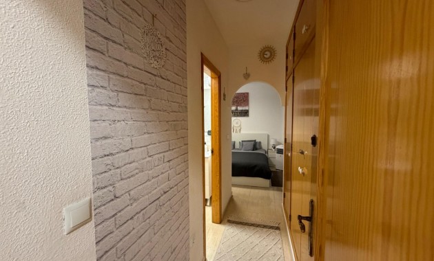 Sale - Apartment / flat -
Torrevieja - Playa del cura