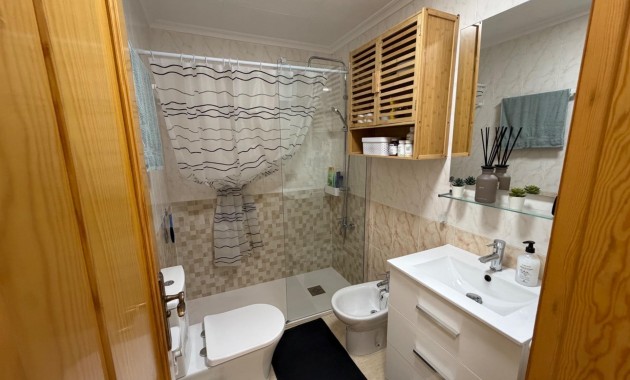 Sale - Apartment / flat -
Torrevieja - Playa del cura
