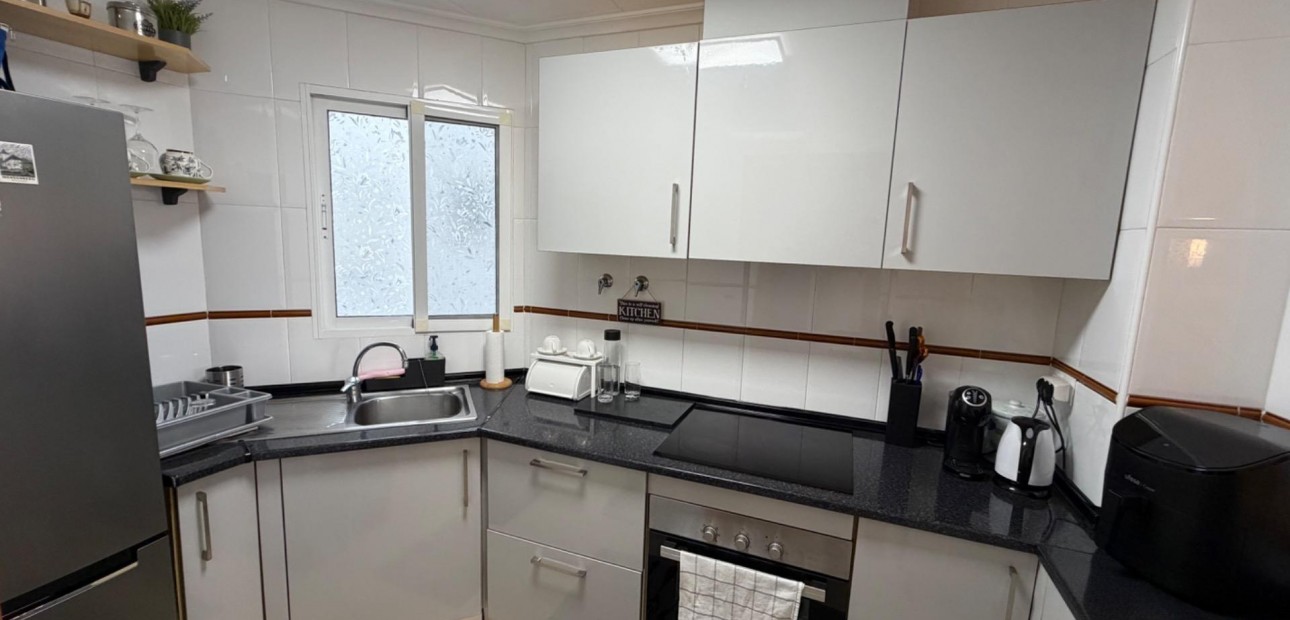 Sale - Apartment / flat -
Torrevieja - Playa del cura