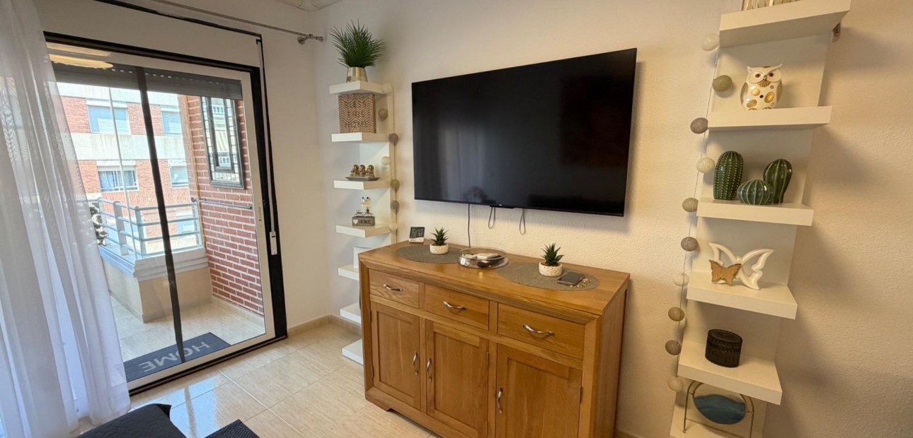 Sale - Apartment / flat -
Torrevieja - Playa del cura