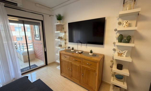 Sale - Apartment / flat -
Torrevieja - Playa del cura