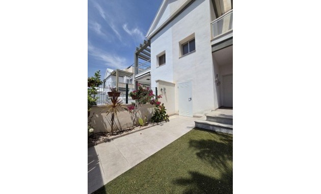 Sale - Terraced house -
Orihuela Costa - Lomas de Cabo Roig-Los Dolses