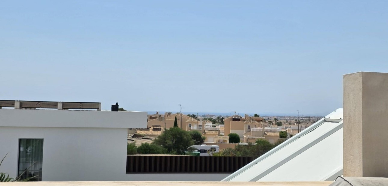Sale - Terraced house -
Orihuela Costa - Lomas de Cabo Roig-Los Dolses