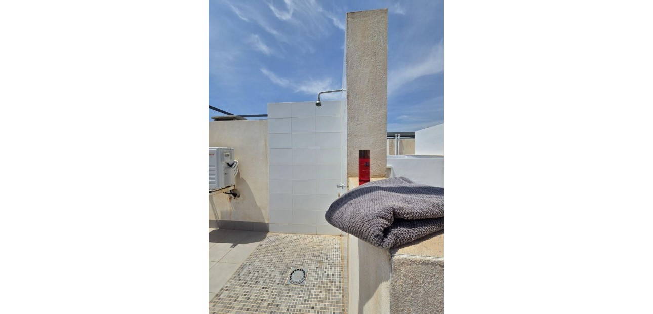 Sale - Terraced house -
Orihuela Costa - Lomas de Cabo Roig-Los Dolses