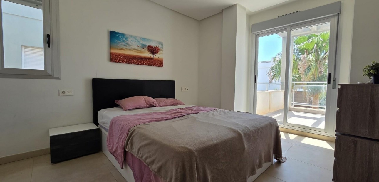 Sale - Terraced house -
Orihuela Costa - Lomas de Cabo Roig-Los Dolses