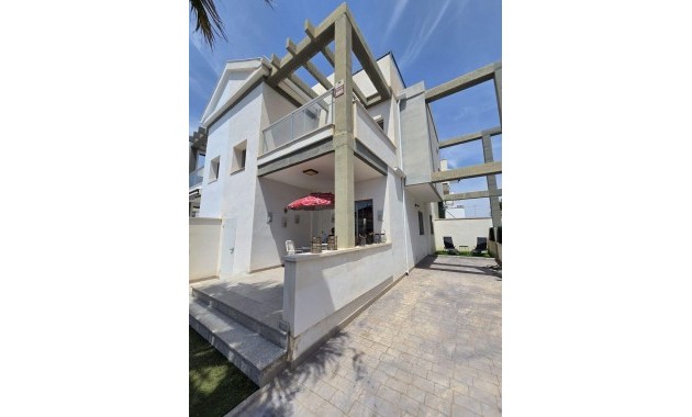 Sale - Terraced house -
Orihuela Costa - Lomas de Cabo Roig-Los Dolses