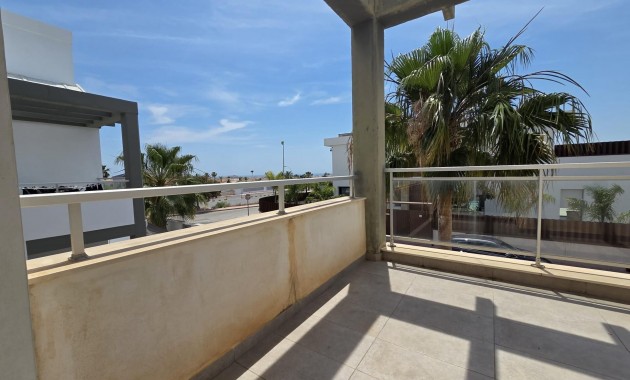 Sale - Terraced house -
Orihuela Costa - Lomas de Cabo Roig-Los Dolses