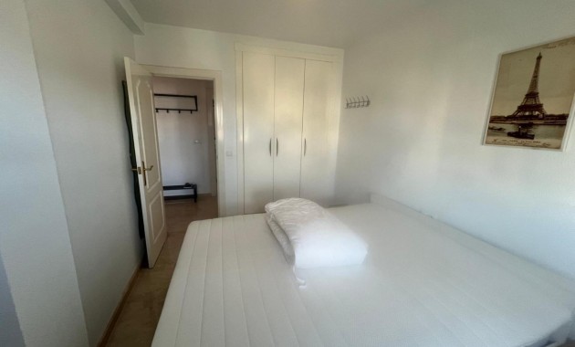 Sale - Apartment / flat -
Orihuela Costa - PAU 26