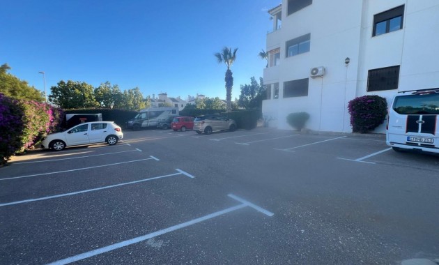 Sale - Apartment / flat -
Orihuela Costa - PAU 26