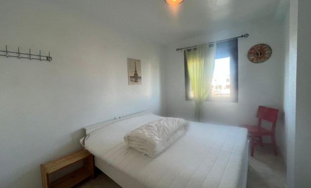 Sale - Apartment / flat -
Orihuela Costa - PAU 26