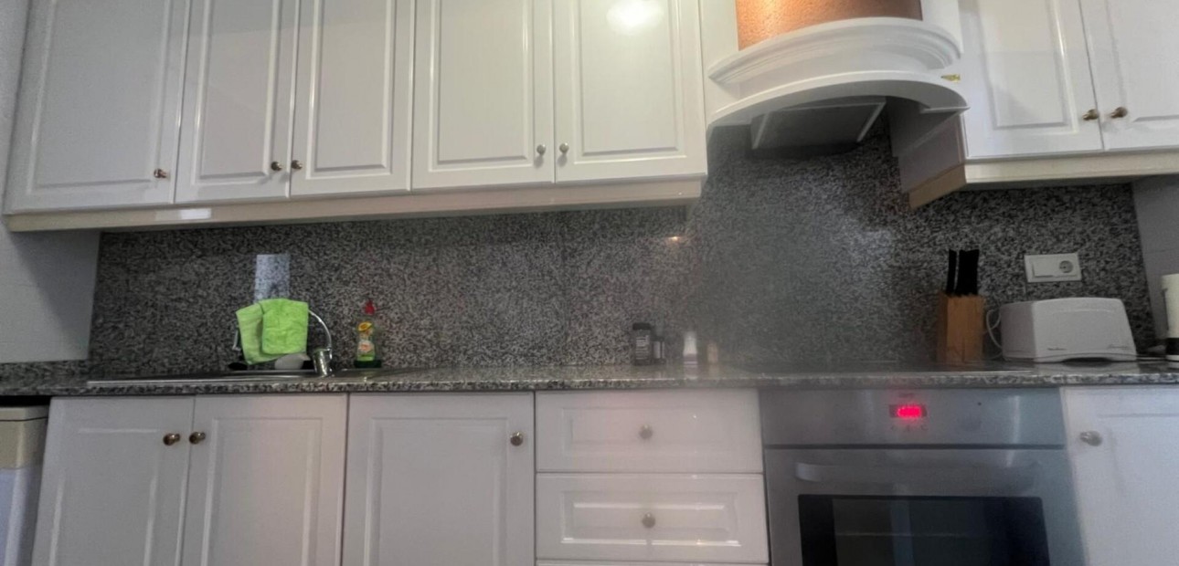 Sale - Apartment / flat -
Orihuela Costa - PAU 26